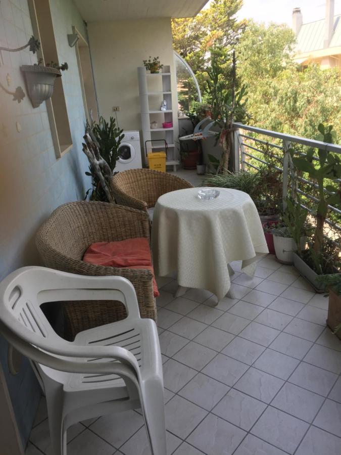 Apartamento Casa Delle Sorprese Pescara Exterior foto